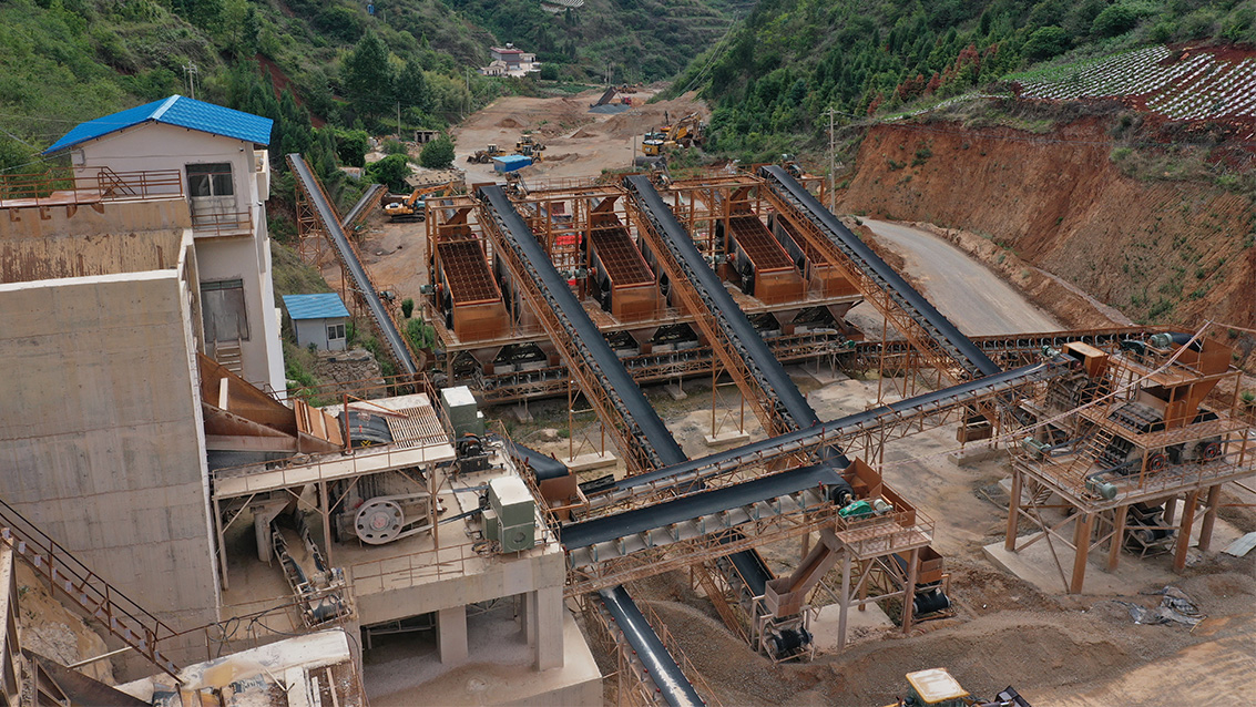 1500tph large-scale sand making production line in Colombia