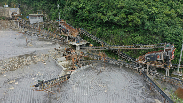 500tph limestone sand making production line in Argentina
